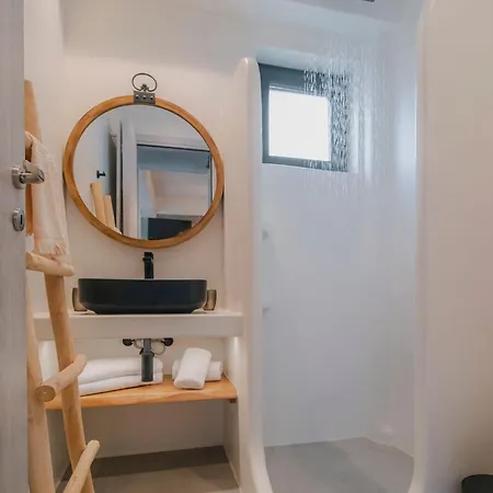Vila Magnificent Naxos | 4 Bedrooms | Zygerria | Private Pool & Outdoor Hot Tub | Agia Anna Agia Anna (Naxos)